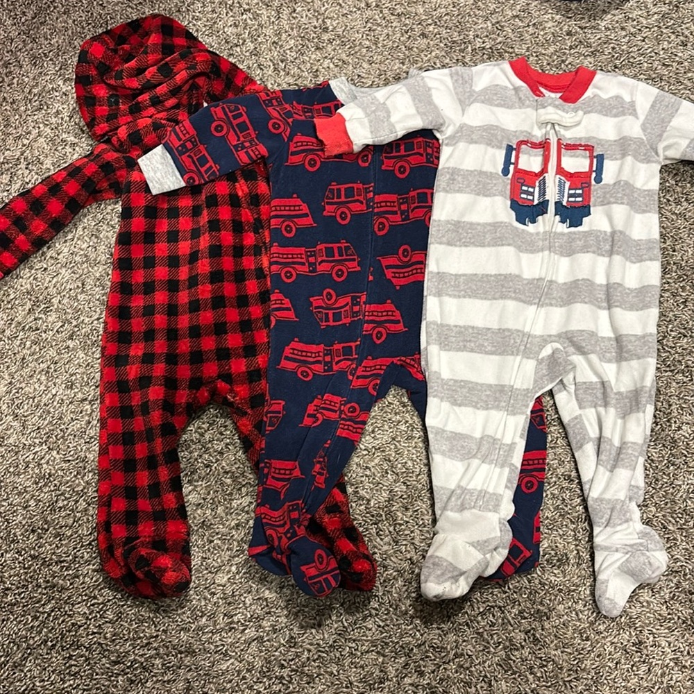 3 pack 6M onesies